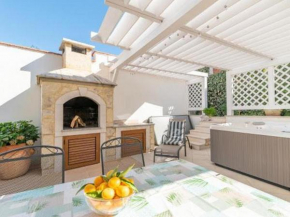 Luxury Apartment Aria